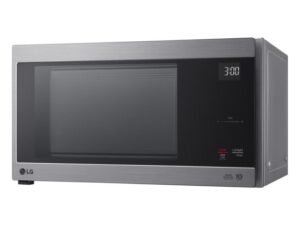 1.5 cu. ft. Neo Chef Countertop Microwave with Smart Inverter and Easy Clean - MSWN1590L