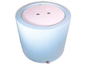 Moeller Heavy Duty Live Well Tank with Molded In Deck Fasteners & Drain Plugs